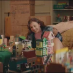 Ο Kenny Ortega για την παραγωγή της ταινίας Lego Friends ”Heartlake the Musical”