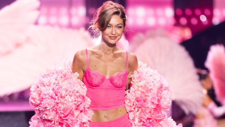 Ζωντανά η επίδειξη της Victoria’s Secret 2026: Σαφής η νέα παγκόσμια τάση!