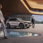 Geely Monjaro EM-i: Ευρωπαϊκή πρεμιέρα στο Παρίσι με 334 ίππους και ηλεκτρική αυτονομία 116 χλμ