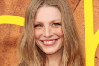 Η Hunter Schafer αποκαλύπτει ότι υποβλήθηκε σε χειρουργική επέμβαση στα γεννητικά όργανα