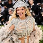Η έξοδος της Beyoncé με την Blue Ivy και τη Rumi θα σας κάνει να ανησυχείτε.