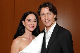 Η Katy Perry ανακαλύπτει έναν έρωτα «Teenage Dream» με τον Justin Trudeau