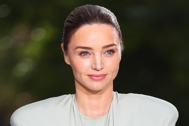 Miranda Kerr Walks Paris Fashion Week, First Runway in 9 Years