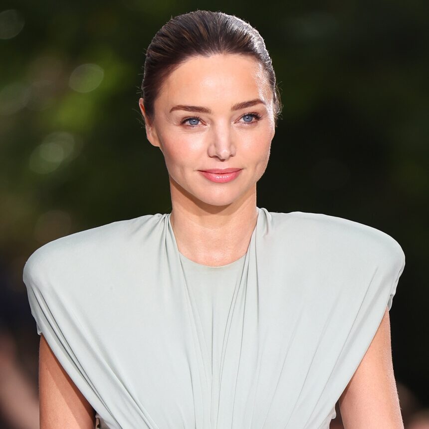 Miranda Kerr Walks Paris Fashion Week, First Runway in 9 Years