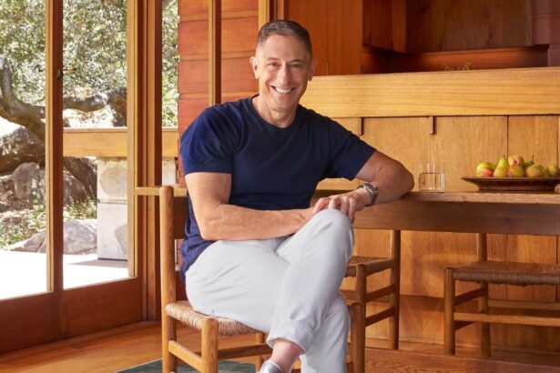 Jonathan Adler’s No. 1 Rule for Millennial Decorators