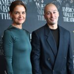 Η Katie Holmes με τον φίλο της Jason Bard Yarmosky σε ραντεβού στο κόκκινο χαλί: Φωτογραφίες