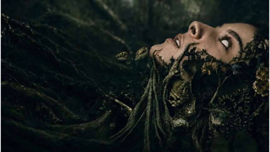 The translation of “Thai Forest Spirit Horror ‘Cher’ Joins Tokyo Gap-Financing Market” into Greek is: 

“Ο τρόμος του Εξωτικού Πνεύματος του Δάσους ‘Cher’ εντάσσεται στην αγορά χρηματοδότησης κενών του Τόκιο.”
