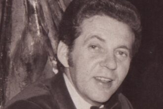 Earl Barret Dead: Comedy Screenwriter was 94