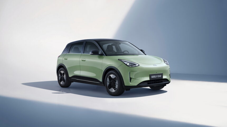Geely E2: Το νέο compact ηλεκτρικό που πρωταγωνιστεί στην Auto Athina 2026