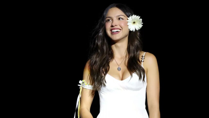 Η «You Seem Pretty Sad» της Olivia Rodrigo επιστρέφει στην κορυφή του πίνακα άλμπουμ.