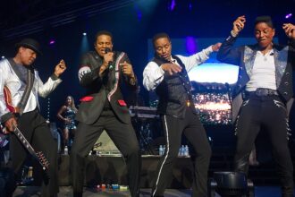 Jackson Bros Jackie, Jermaine, Tito and Marlon Getting Doc Treatment