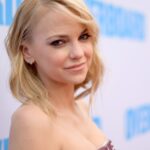 Anna Faris: ‘It Hurts’ After Chuck Lorre Admits ‘Reluctance’ to Hiring