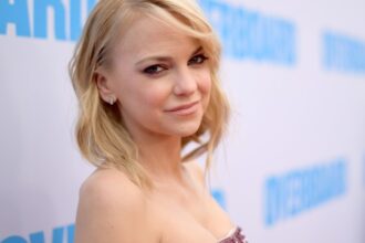 Anna Faris: ‘It Hurts’ After Chuck Lorre Admits ‘Reluctance’ to Hiring