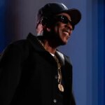 Ο Jay-Z προσκαλεί τον Dr. Dre και τον Snoop Dogg για το κλείσιμο του ‘Jay-Z 30’ στη Λος Άντζελες.