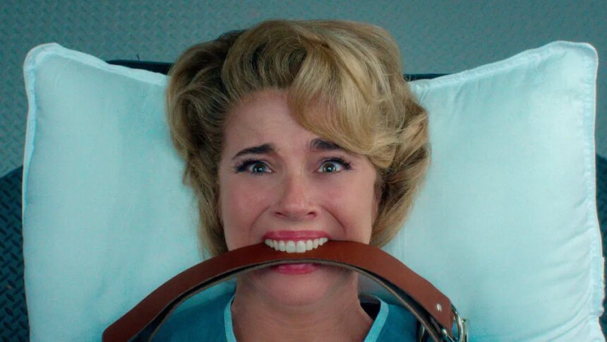 «Κρυστάλλινη Λίμνη» Αξιολογήσεις: 1,3 Δισεκατομμύρια Λεπτά Θέασης στο Peacock