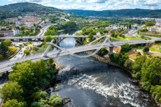 Ourense: Η άγνωστη ισπανική πόλη όπου οι Ρωμαίοι πήγαιναν για τις θερμές πηγές