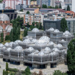 Το παράξενο κτίριο στην Ευρώπη που θυμίζει διαστημικό σταθμό