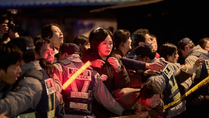 Ο σκηνοθέτης του “Train to Busan”, Γιόν Σανγκ-χο, με την ταινία “Paradise Lost” κλείνει πωλήσεις σε 118 χώρες, ενόψει της πρεμιέρας της στις Η.Π.Α. στο Φεστιβάλ της Χαβάης.