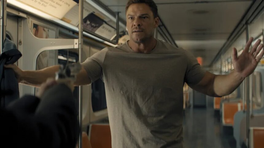 The translation into Greek is: 

“‘Reacher,’ ‘Neagley,’ ‘Lioness’ Δίνουν Μεγάλες Αξιολογήσεις Στα Paramount TV Studios”