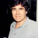 Ρον Κόσλοου: ‘Ο Δημιουργός της Σειράς «Η Ωραία και το Τέρας» Έφυγε από τη Ζωή σε Ηλικία 81 Ετών