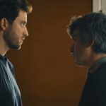 Ο σκηνοθέτης του «You Can See Everything» μιλάει για το πλάνο με τον Μπίλι Έβανς γυμνό από μπροστά
