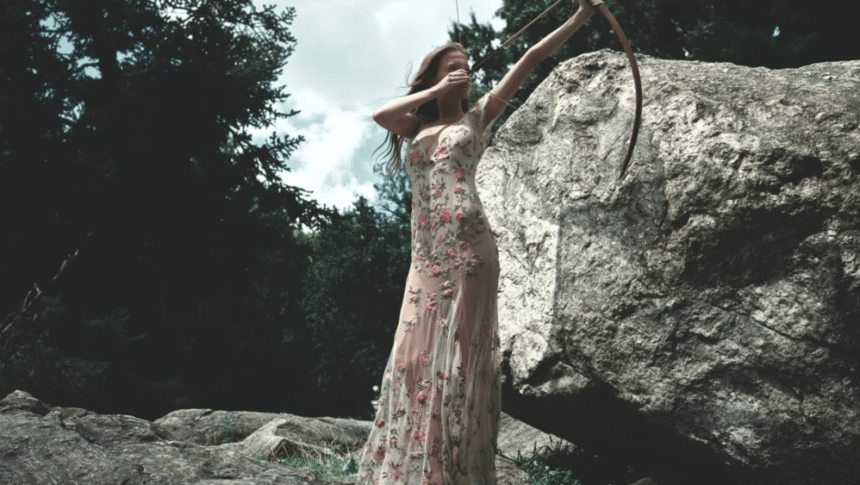 Συλλογή «A Court of Thorns and Roses» x «For Love and Lemons»: Αγοράστε