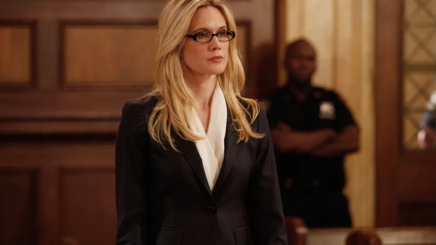 “Law & Order: SVU” ανακοινώνει την επιστροφή της Στεφάνι Μάρτς ως Αλεξάνδρα Κάμποτ.