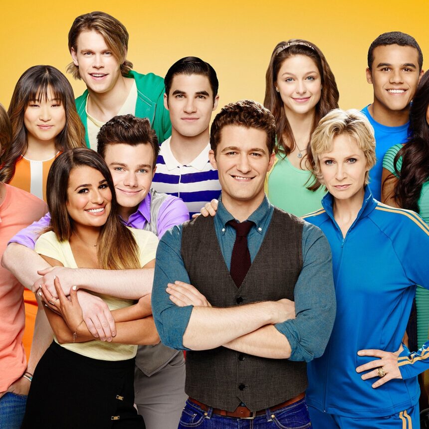 Επιστρέφει επίσημα το «Glee»: Όλες οι λεπτομέρειες μέχρι τώρα
