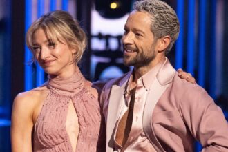 DWTS Pasha Pashkov, Daniella Karagach’s Daughter Thinks Amber Glenn Is Elsa