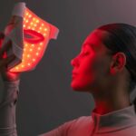 Πώς αυτή η μάσκα LED θεραπείας ακμής μπορεί να επαναφέρει την λάμψη σας