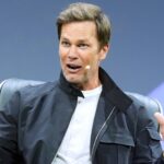 Tom Brady Reacts to Mistake During Sunday Night Football Coverage