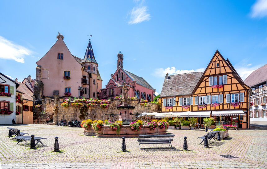 Eguisheim: Το γαλλικό χωριό που ενέπνευσε τη Disney