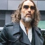 Δίκη του Ράσελ Μπραντ: Τέταρτη γυναίκα καταγγέλλει ‘βίαιη’ σεξουαλική κακοποίηση