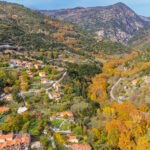 Τρία ορεινά χωριά στην Πελοπόννησο για την απόλυτη φθινοπωρινή απόδραση στην πολύχρωμη ελληνική φύση